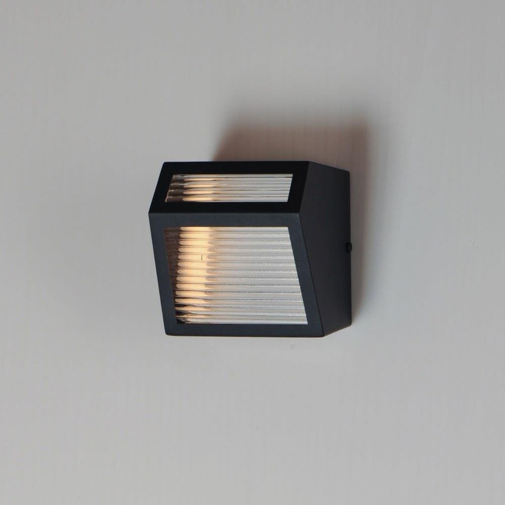 E30122-144BK